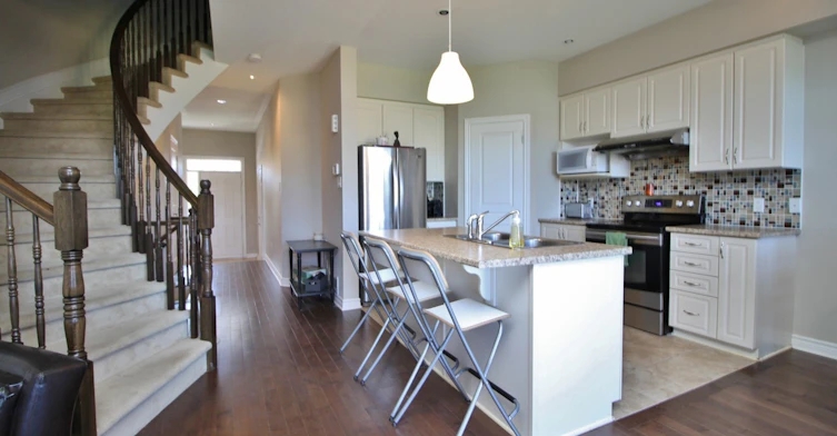 997 Klondike Road, Ottawa, ON, K2W 0C8 - 5