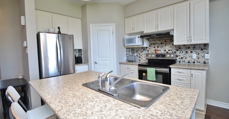 997 Klondike Road, Ottawa, ON, K2W 0C8 - 7