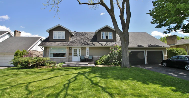 17 Horner Drive, Ottawa, ON, K2H 5E6