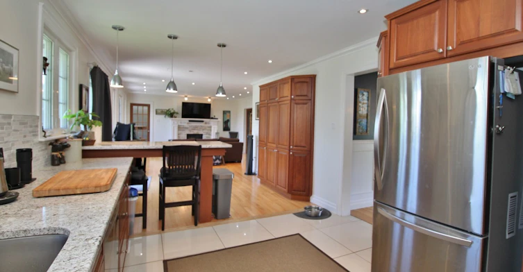 17 Horner Drive, Ottawa, ON, K2H 5E6 - 6