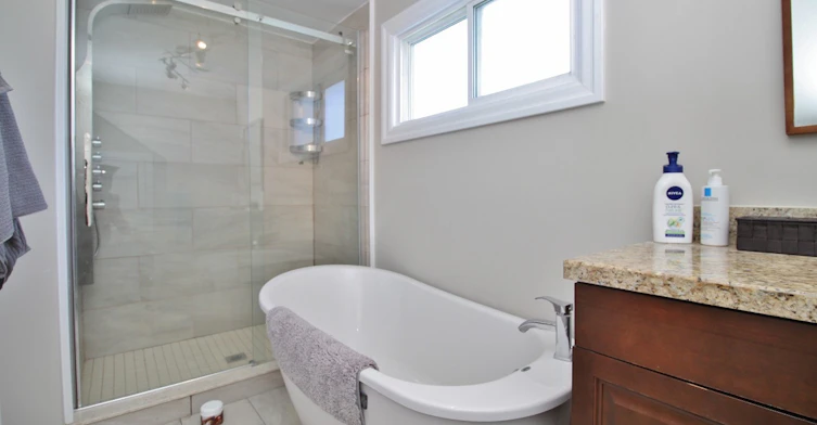 17 Horner Drive, Ottawa, ON, K2H 5E6 - 19