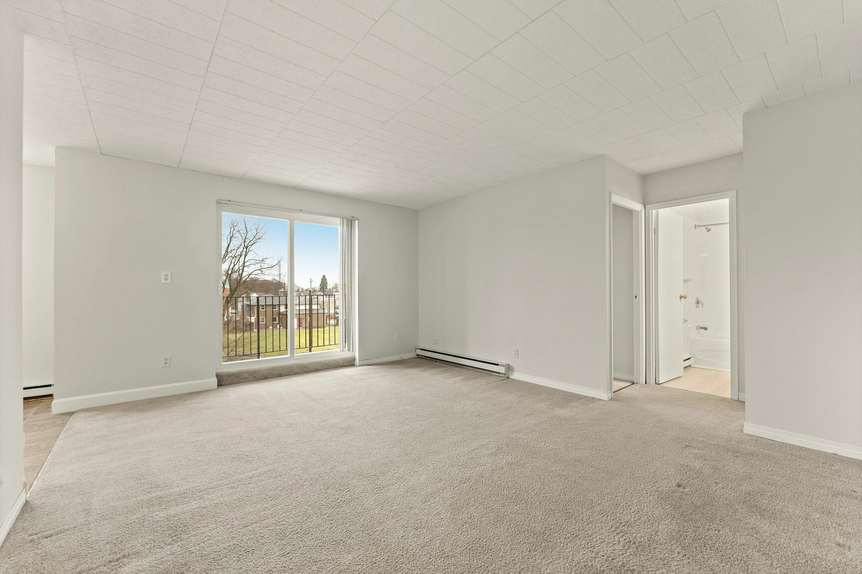 201-3160 Peter Street, Windsor, ON, N9C 1H3 - 4