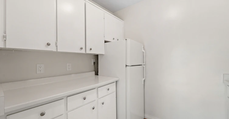 308-3461 Peter Street, Windsor, ON, N9C 3Z6 - 11