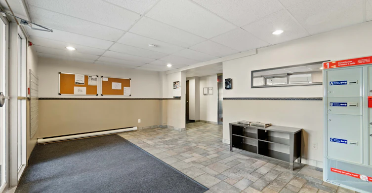 308-3461 Peter Street, Windsor, ON, N9C 3Z6 - 3