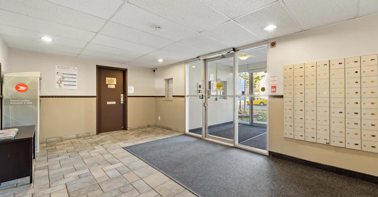 308-3461 Peter Street, Windsor, ON, N9C 3Z6 - 4