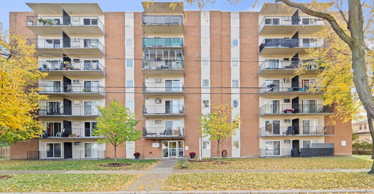 308-3461 Peter Street, Windsor, ON, N9C 3Z6