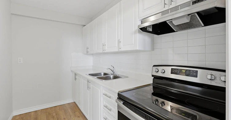 1201-8325 Riverside Drive E, Windsor, ON, N8S 1E8 - 15