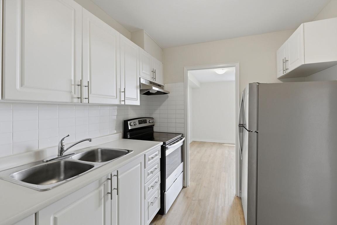 1201-8325 Riverside Drive E, Windsor, ON, N8S 1E8 - 16
