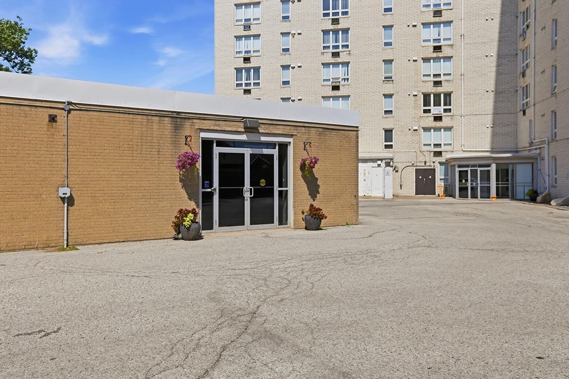 1201-8325 Riverside Drive E, Windsor, ON, N8S 1E8 - 29