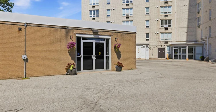 1201-8325 Riverside Drive E, Windsor, ON, N8S 1E8 - 29