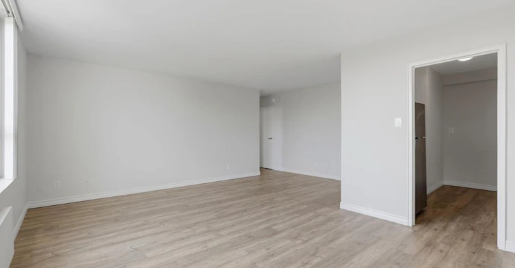 1201-8325 Riverside Drive E, Windsor, ON, N8S 1E8 - 9
