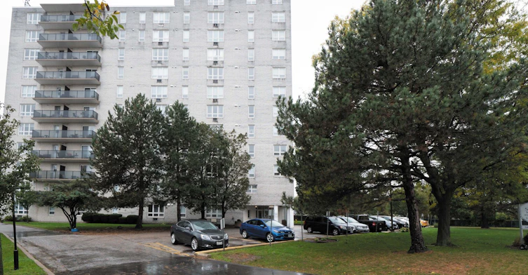 805-8325 Riverside Drive E, Windsor, ON, N8S 1E8 - 3