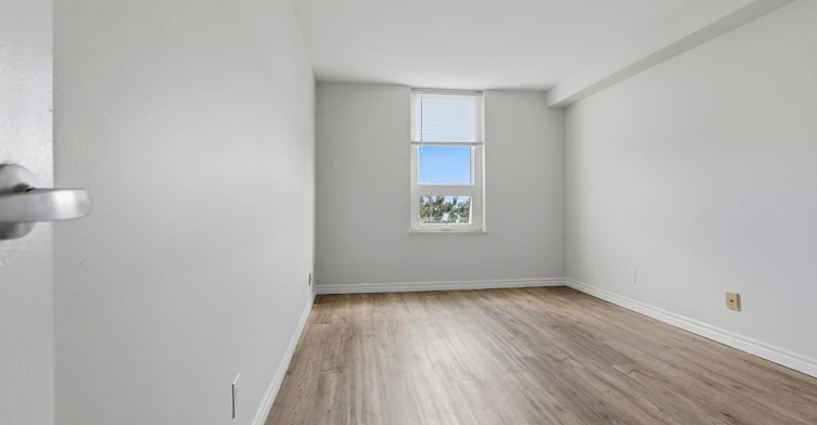 1201-8325 Riverside Drive E, Windsor, ON, N8S 1E8 - 19