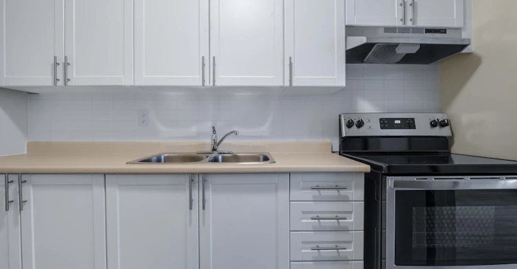 805-8325 Riverside Drive E, Windsor, ON, N8S 1E8 - 9