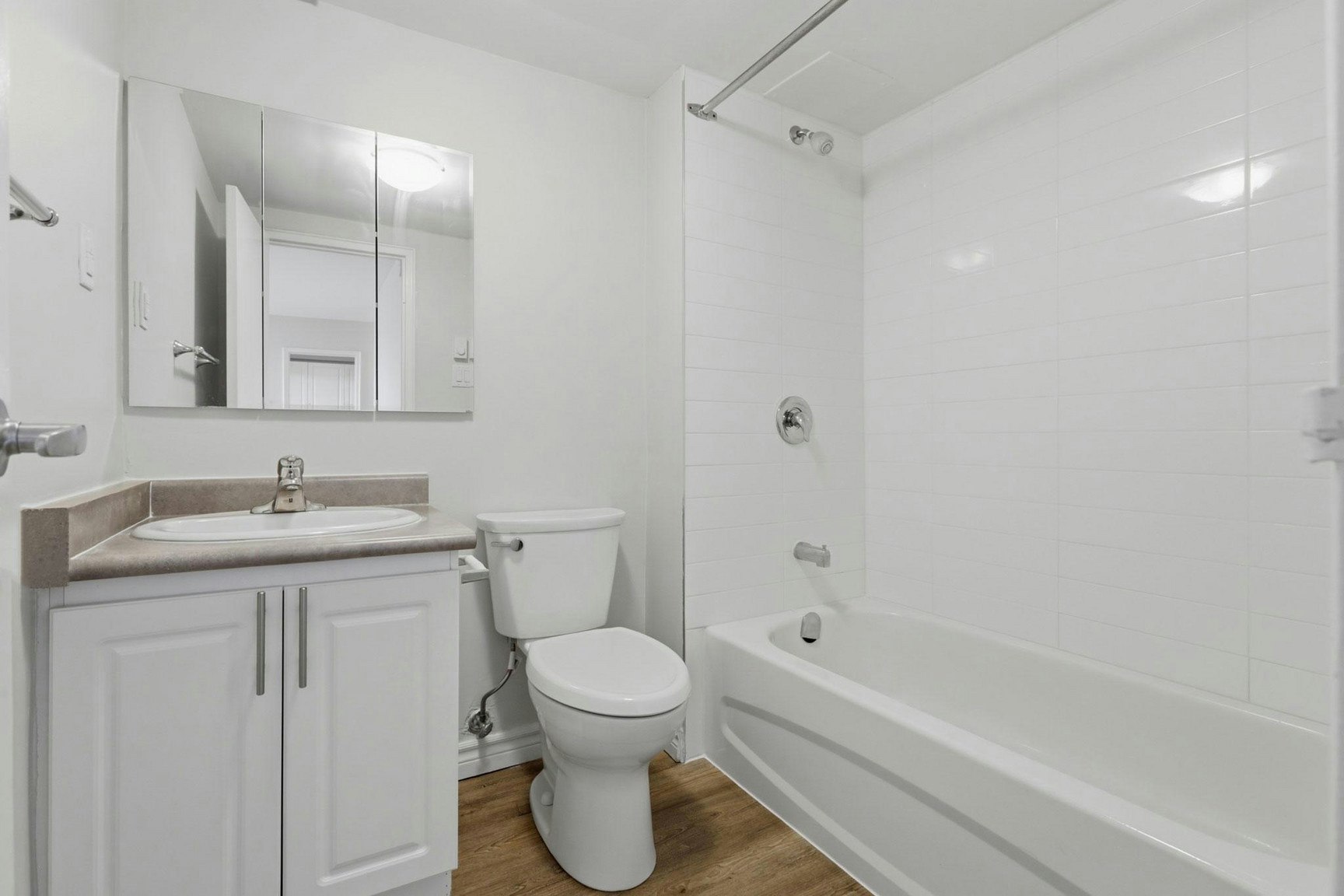 1201-8325 Riverside Drive E, Windsor, ON, N8S 1E8 - 17