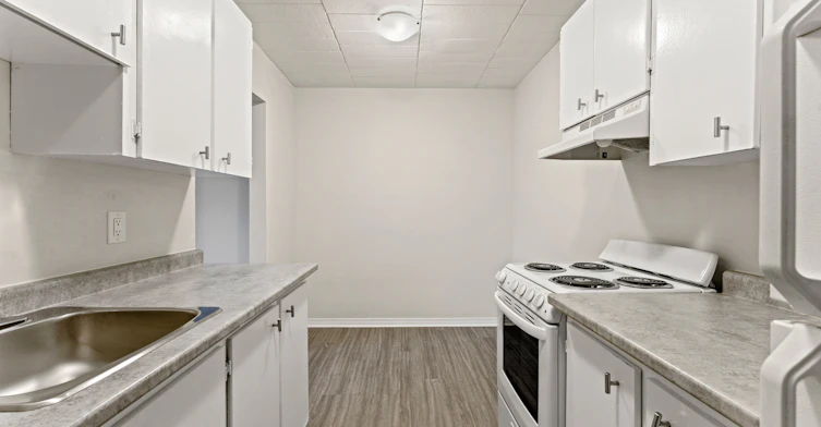 301-3590 Peter Street, Windsor, ON, N9C 1J5 - 10