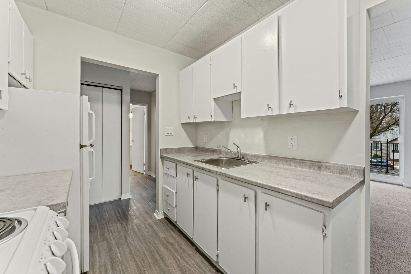 701-3590 Peter Street, Windsor, ON, N9C 1J5 - 9