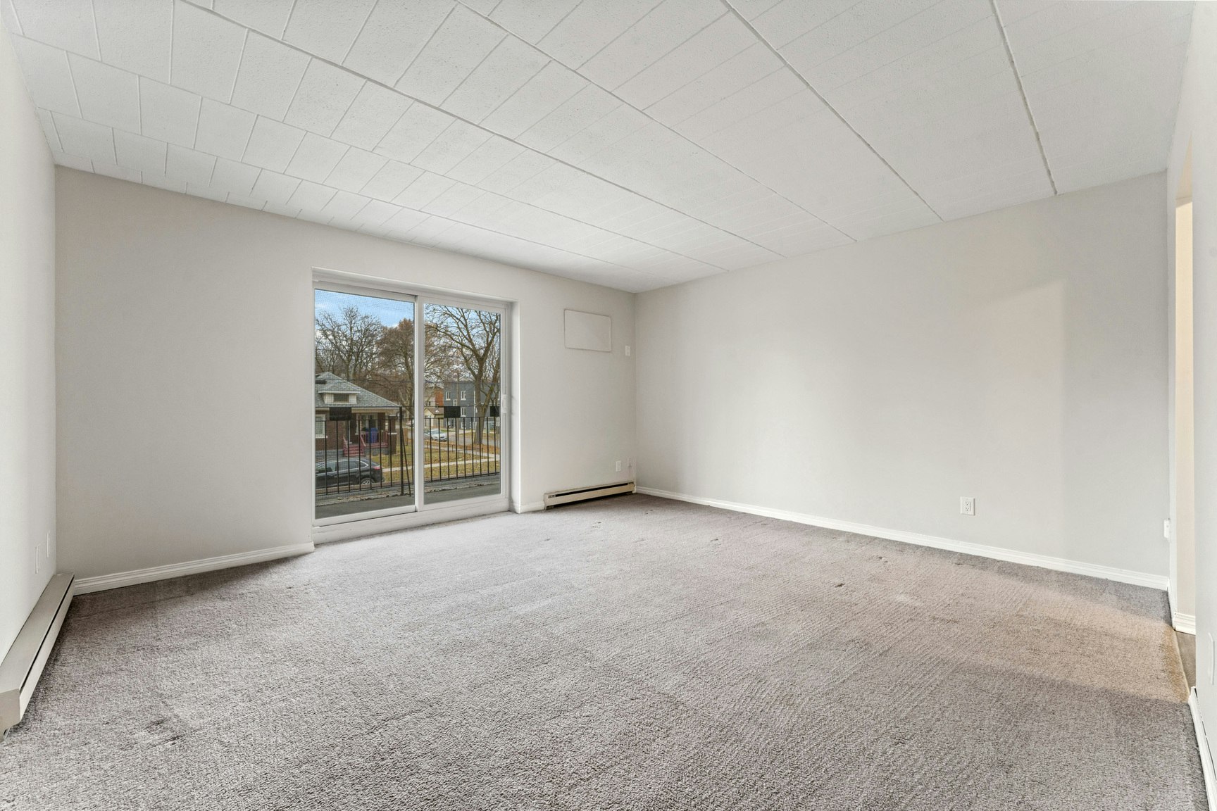 701-3590 Peter Street, Windsor, ON, N9C 1J5 - 4