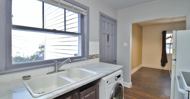 2-75 Vachon Avenue, Ottawa, ON, K1L 5S7 - 5
