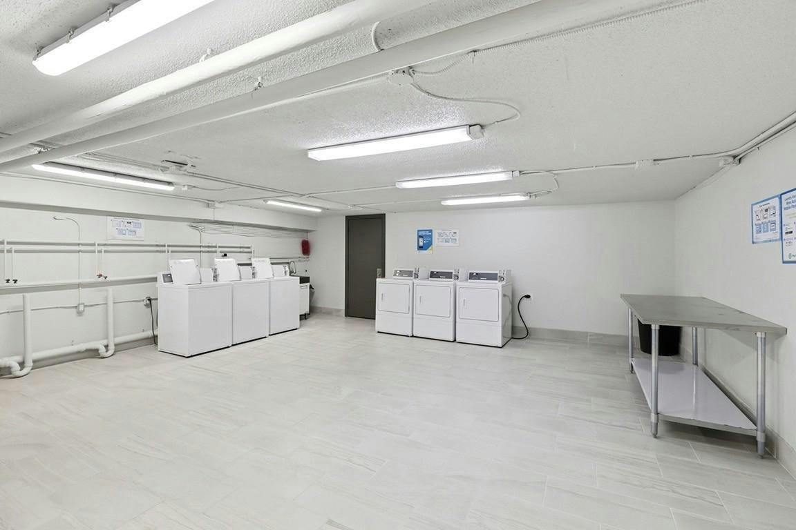 102-2255 University Avenue W, Windsor, ON, N9B 1E6 - 24