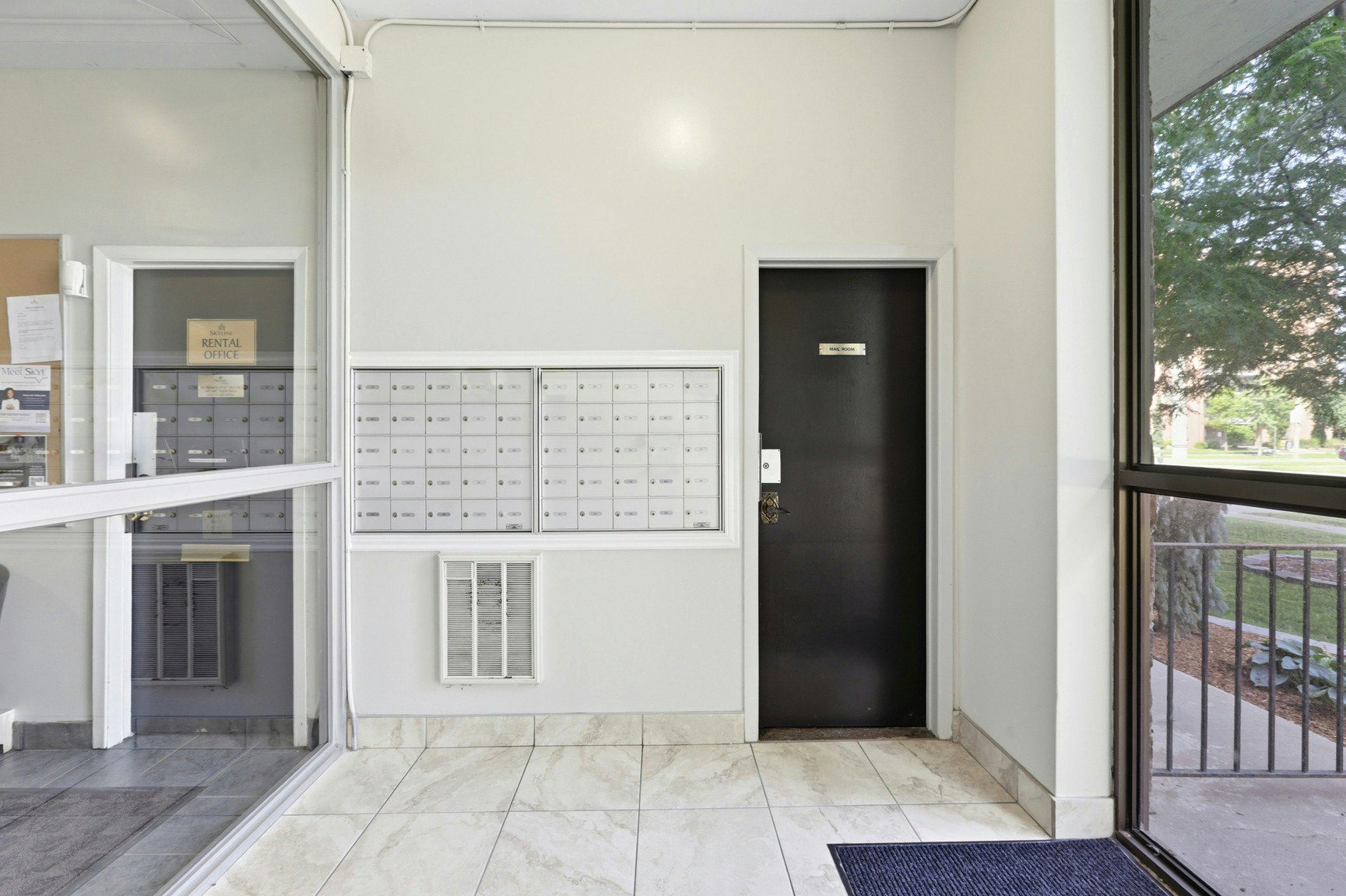 102-2255 University Avenue W, Windsor, ON, N9B 1E6 - 6