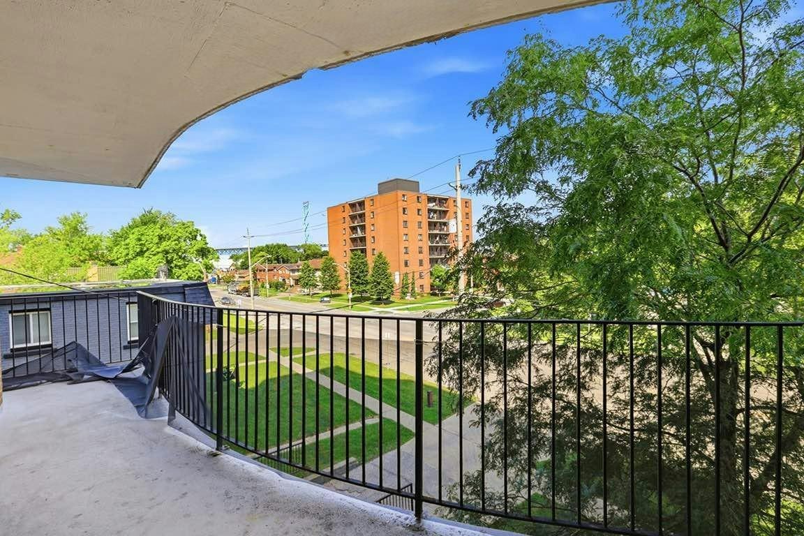 102-2255 University Avenue W, Windsor, ON, N9B 1E6 - 21