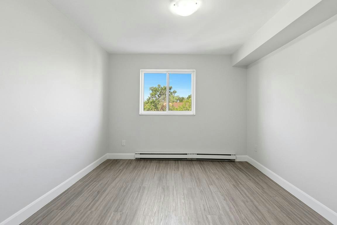 102-2255 University Avenue W, Windsor, ON, N9B 1E6 - 20