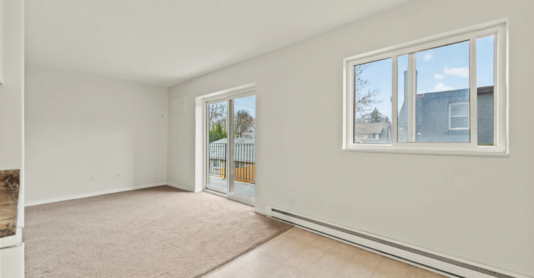 702-2255 University Avenue W, Windsor, ON, N9B 1E6 - 10