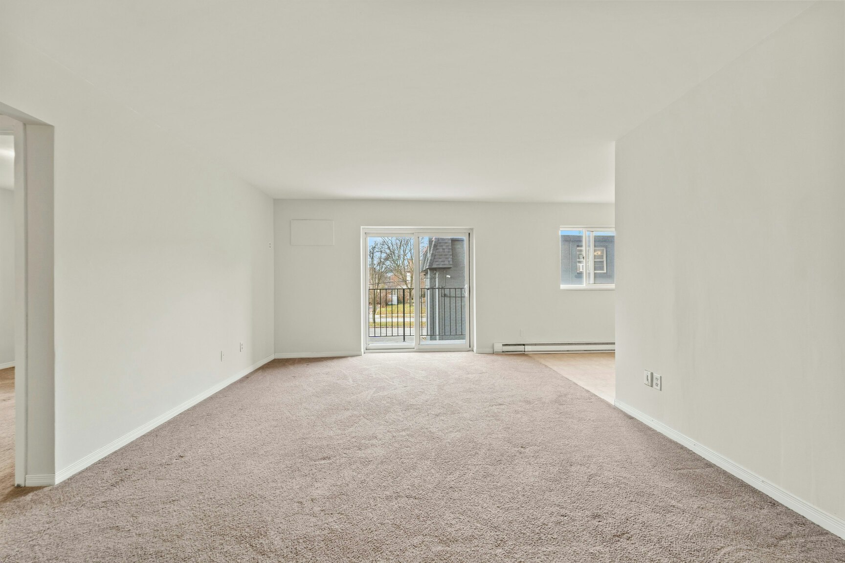 702-2255 University Avenue W, Windsor, ON, N9B 1E6 - 11