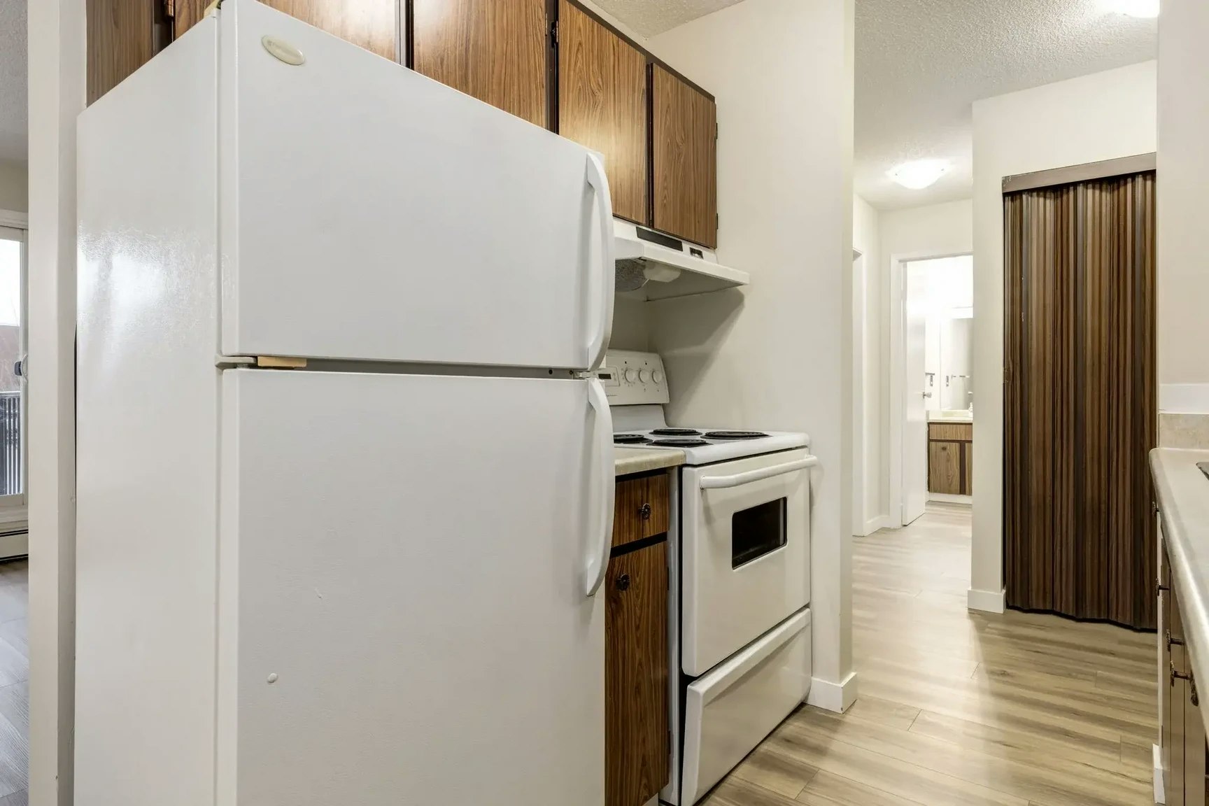 109-11530 124 Street NW, Edmonton, AB, T5M 0K6 - 6