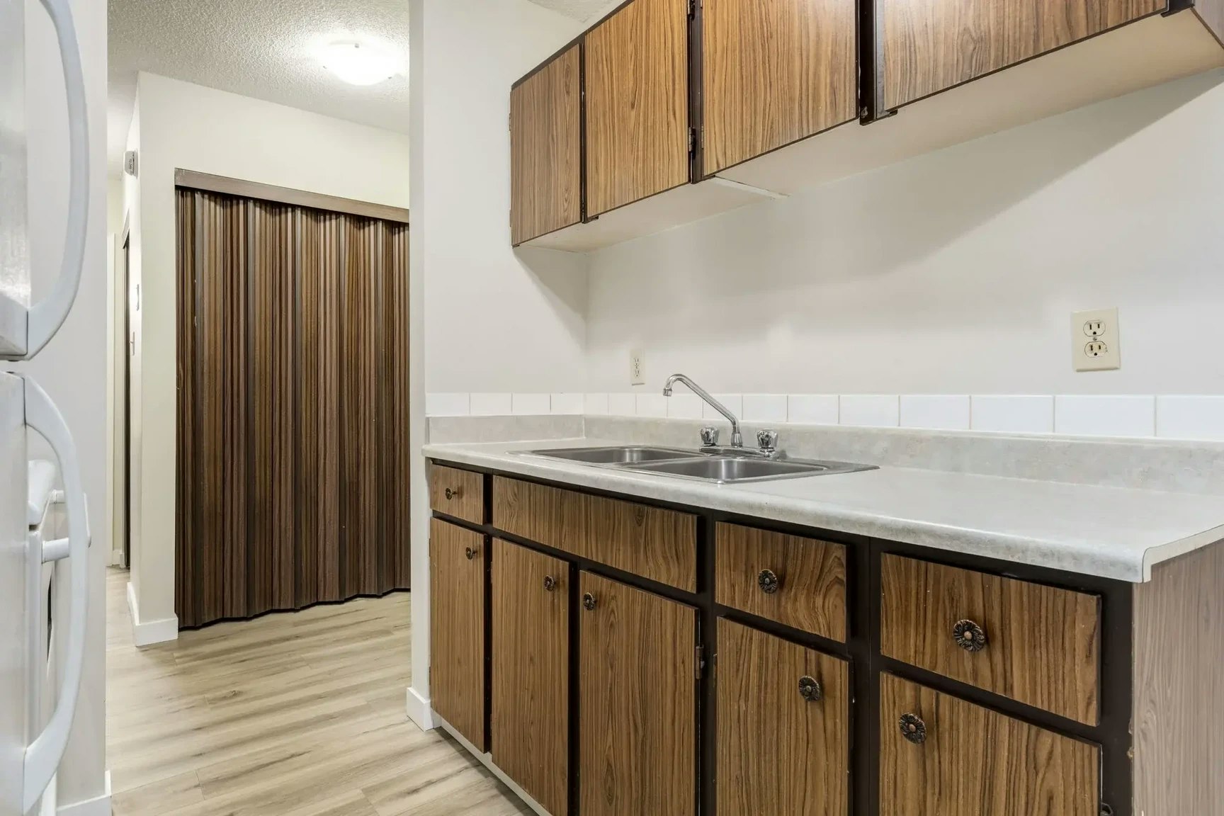 109-11530 124 Street NW, Edmonton, AB, T5M 0K6 - 7