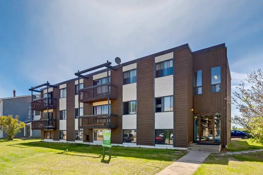 302-1027 3 Avenue E, Brooks, AB, T1R 0S6 - 9