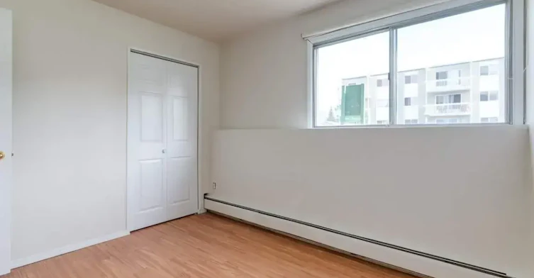 303-1039 3rd Avenue E, Brooks, AB, T1R 0K3 - 4