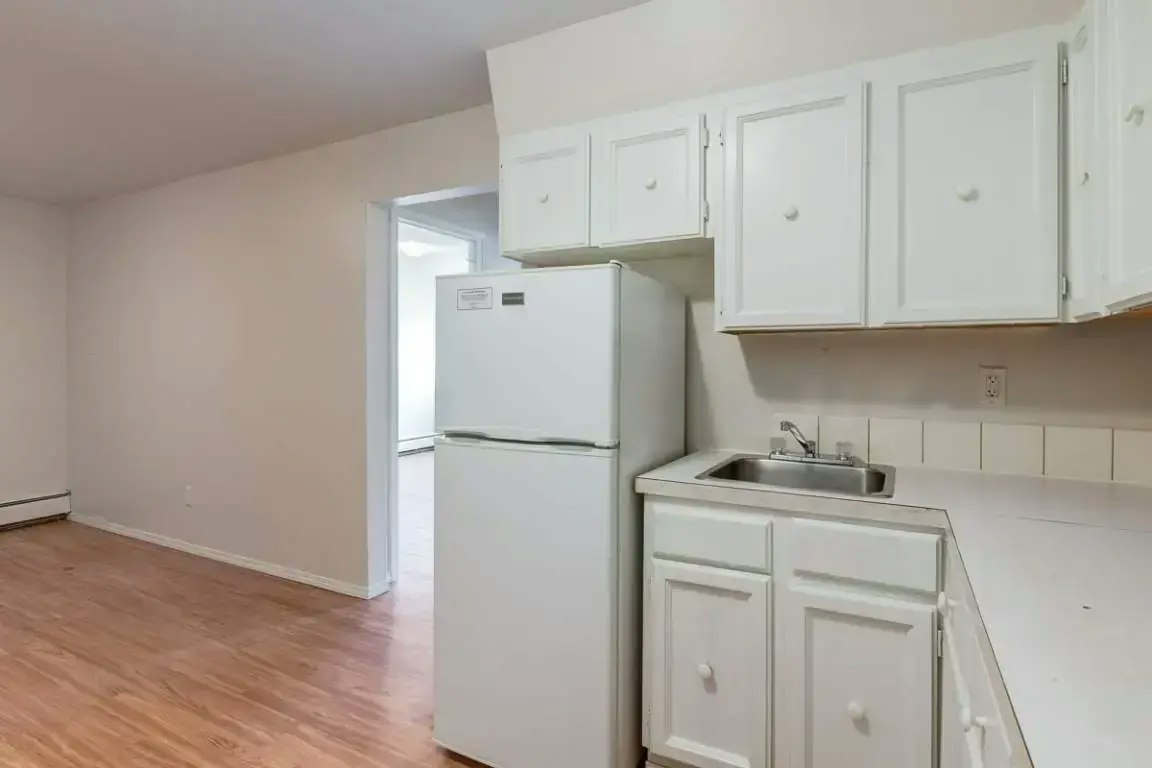 304-1039 3rd Avenue E, Brooks, AB, T1R 0K3 - 3