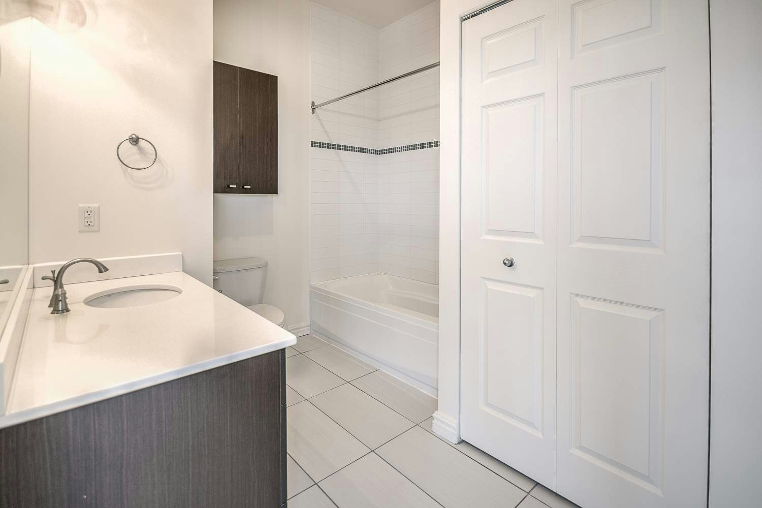 3307-400 Sherbrooke Ouest, Montréal, QC, H3A 0A9 - 5