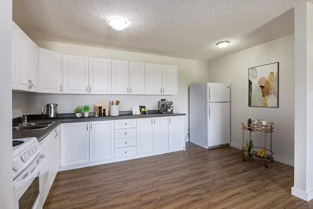 208-510 X Avenue South, Saskatoon, SK, S7M 4X9 - 4