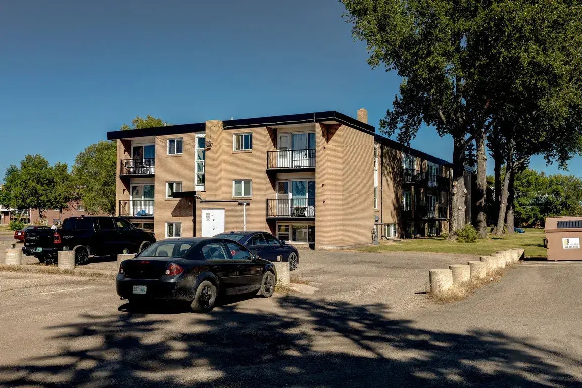 22-6 Allanbrooke Drive, Yorkton, SK, S3N 2J7 - 27
