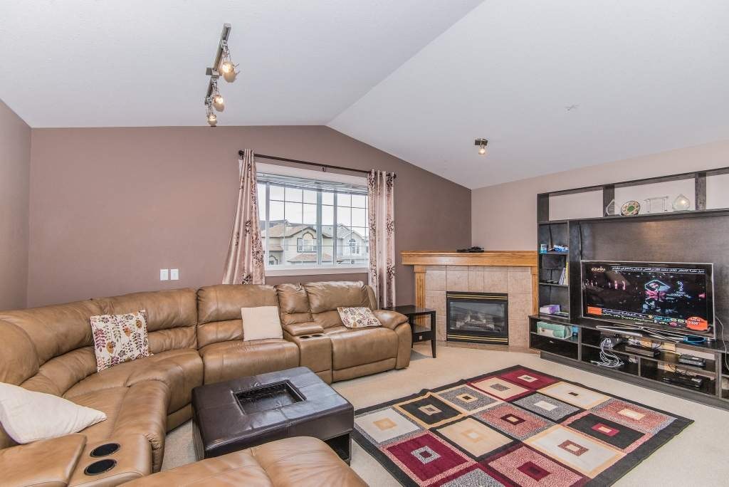 131 Tuscarora Mews NW, Calgary, AB, T3L 2H4 - 5