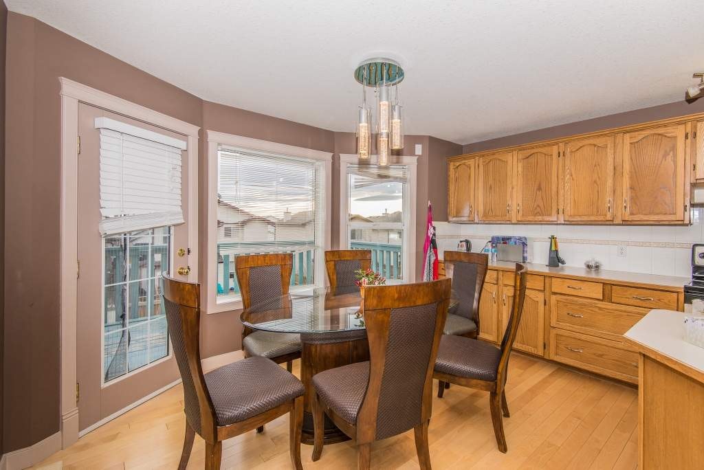 131 Tuscarora Mews NW, Calgary, AB, T3L 2H4 - 3