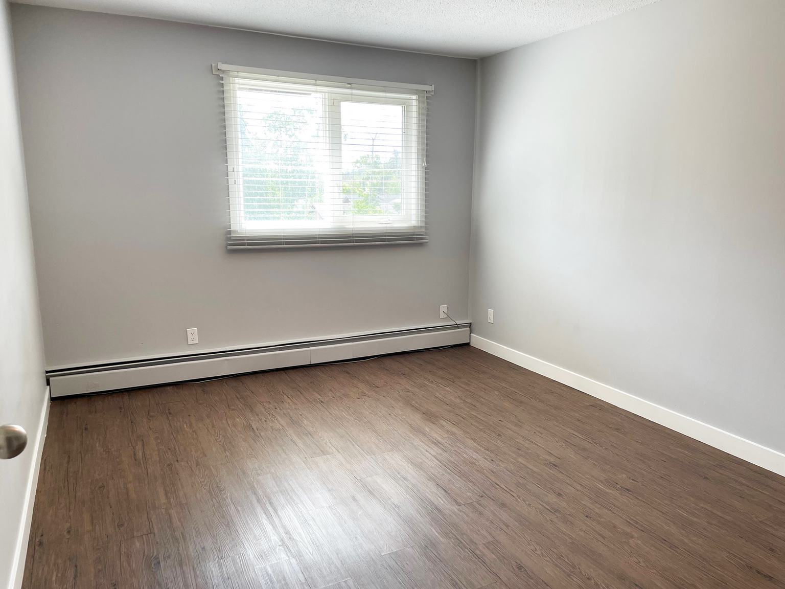 4 Nixon Street, Fort Mcmurray, AB, T9H 3R3 - 11