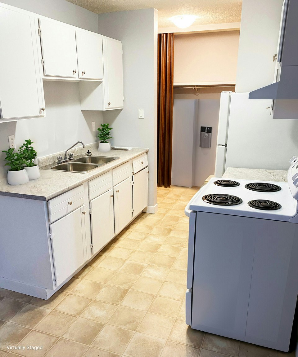4 Nixon Street, Fort Mcmurray, AB, T9H 3R3 - 3