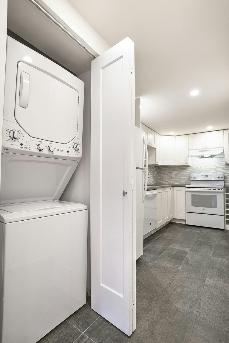 101-2235 Prud'homme Avenue, Montréal, QC, H4A 3H3 - 2