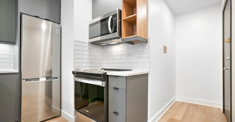 404-2235 Prud'homme Avenue, Montréal, QC, H4A 3H3 - 3