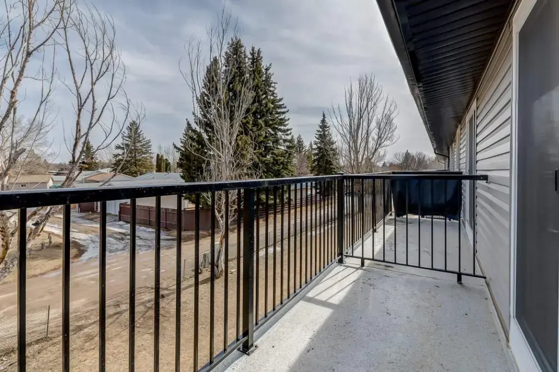 215-26 Maxwell Crescent, Saskatoon, SK, S7L 3Y3 - 13
