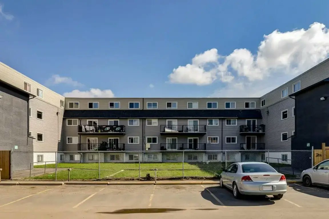 219-26 Maxwell Crescent, Saskatoon, SK, S7L 3Y3 - 27