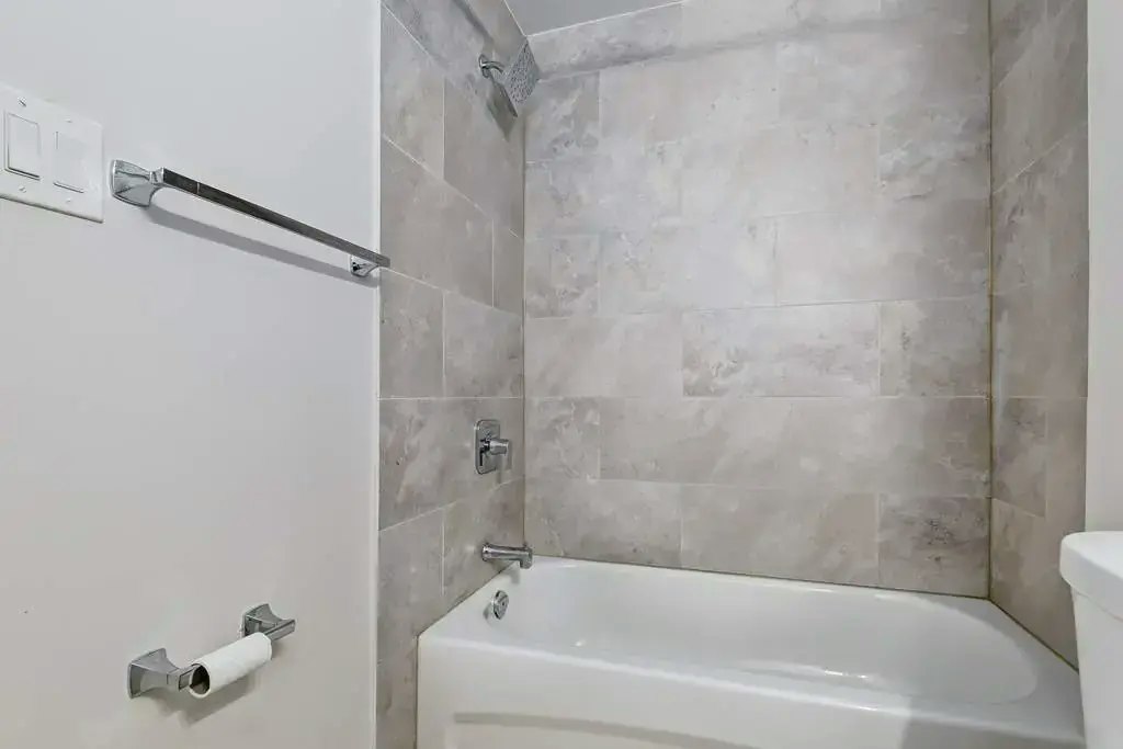 219-26 Maxwell Crescent, Saskatoon, SK, S7L 3Y3 - 21