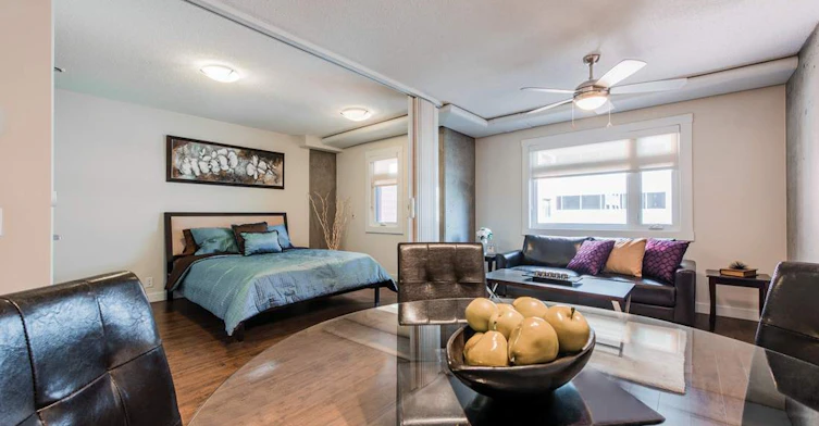 10047 109 Street NW, Edmonton, AB, T5J 0C6 - 7
