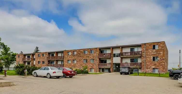 219-560 Robert Street E, Swift Current, SK, S9H 2A7 - 11