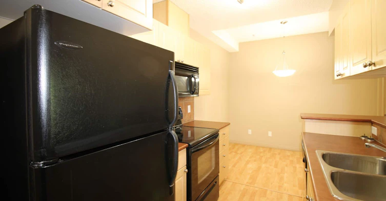 208-5280 Terwillegar Boulevard NW, Edmonton, AB, T6R 3T9 - 3