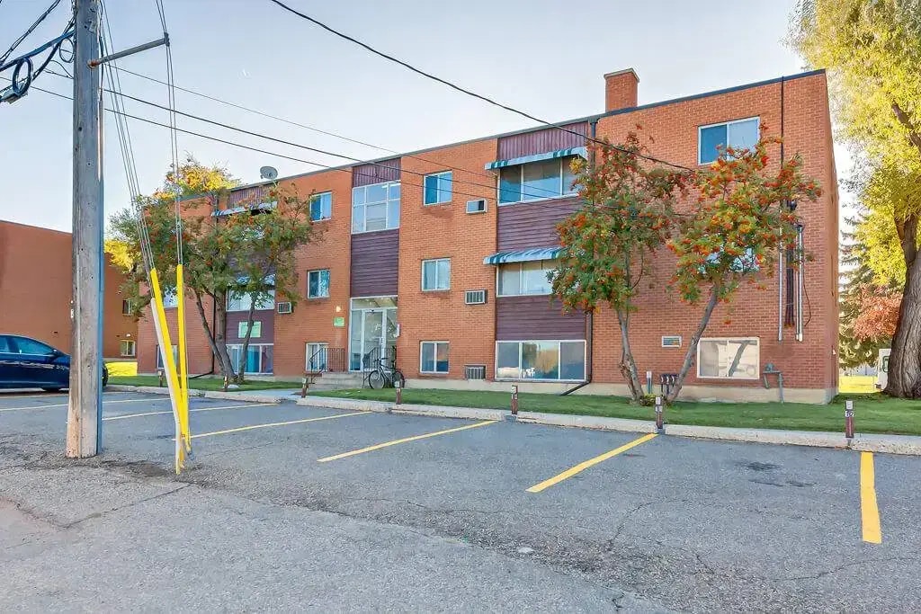 10-721 1st Avenue NW, Swift Current, SK, S9H 4R9 - 11